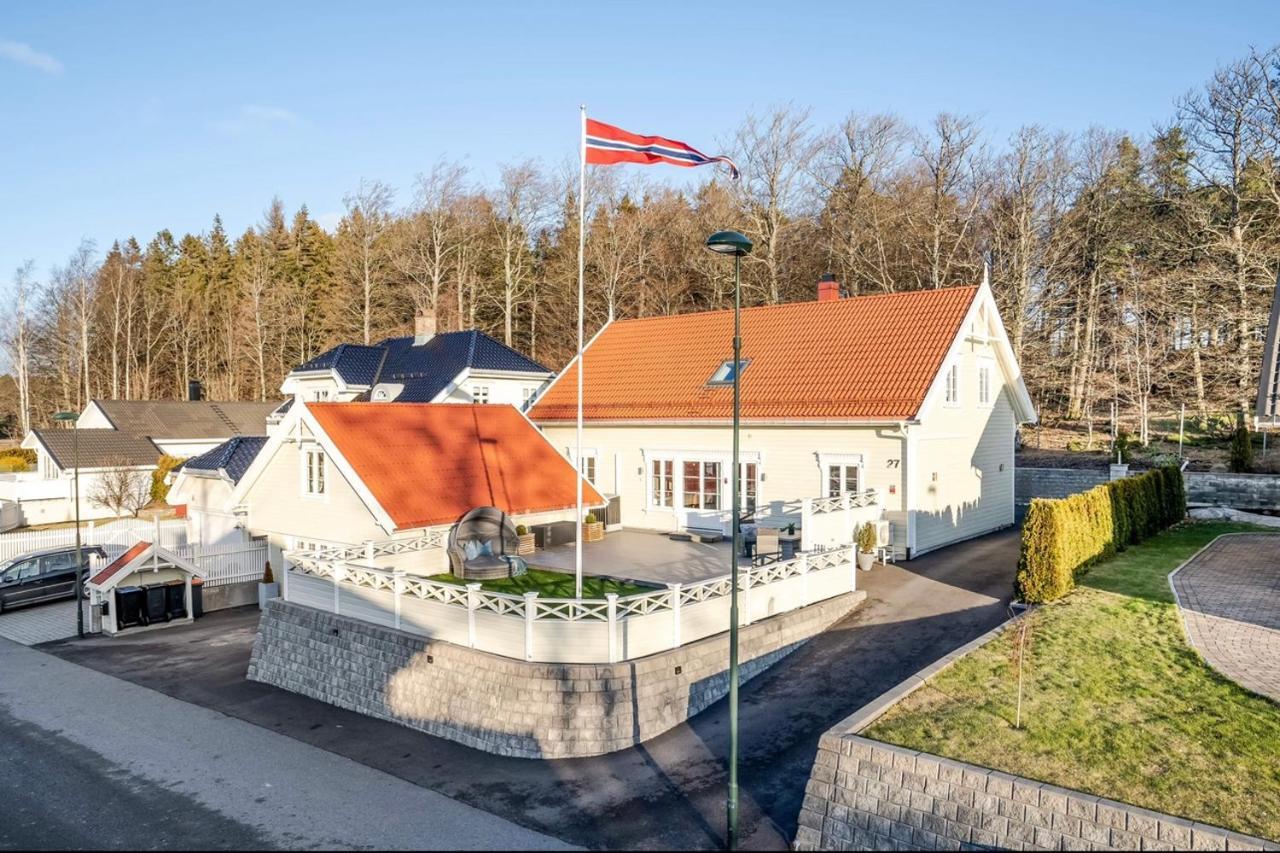 Modern, Small Appartment Larvik Exterior foto